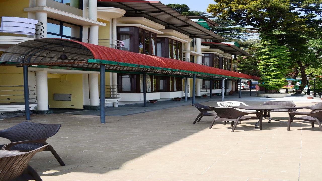 Oyo 19024 Majestic Oak Bush Hotel Mussoorie Ngoại thất bức ảnh