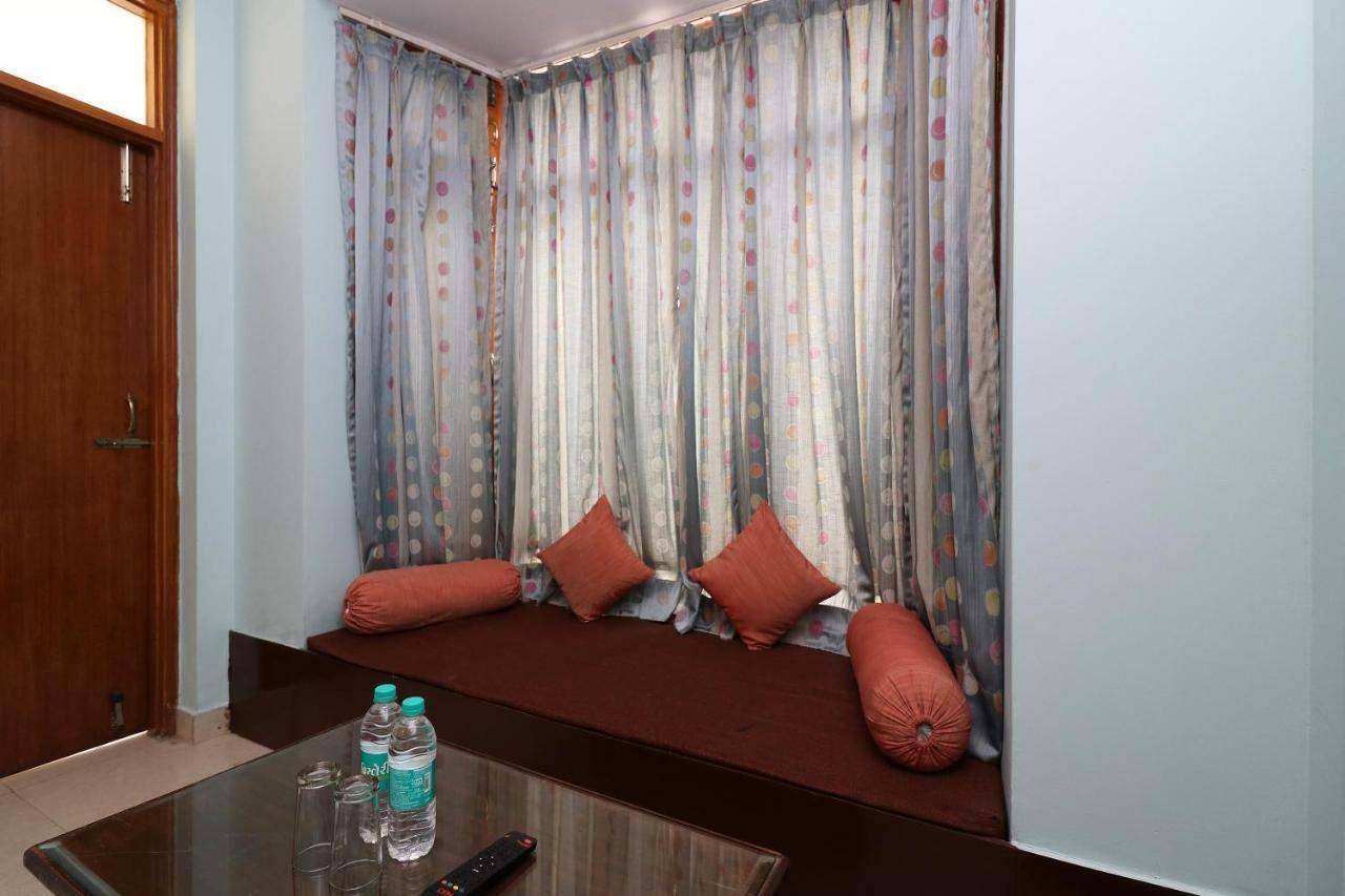 Oyo 19024 Majestic Oak Bush Hotel Mussoorie Ngoại thất bức ảnh